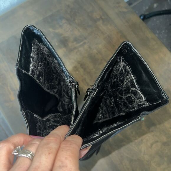 Db Dk fashion black knee faux leather boots Sz- 7.5 - Picture 12 of 15